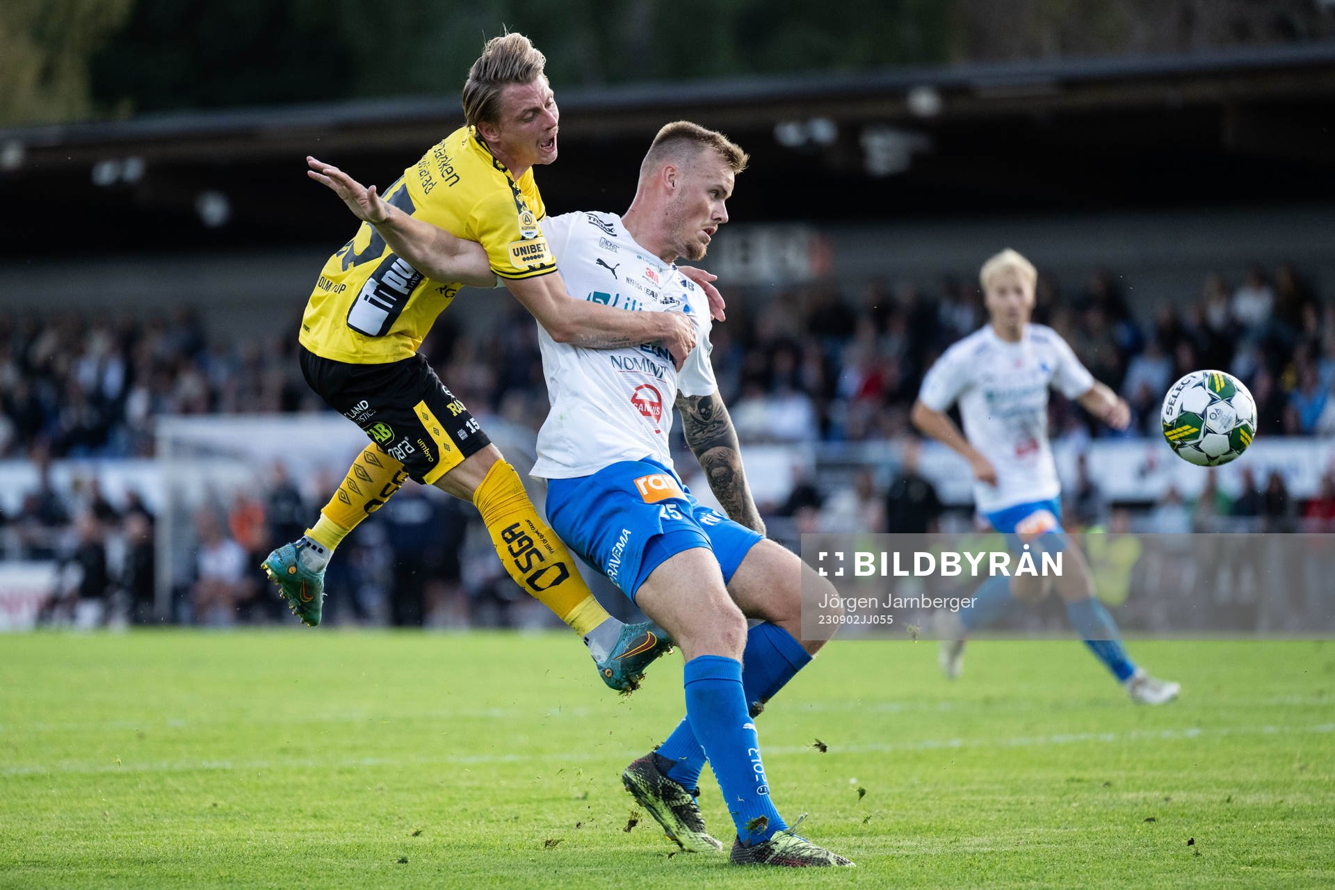 Elfsborgs Simon Hedlund och Värnamos Victor Eriksson