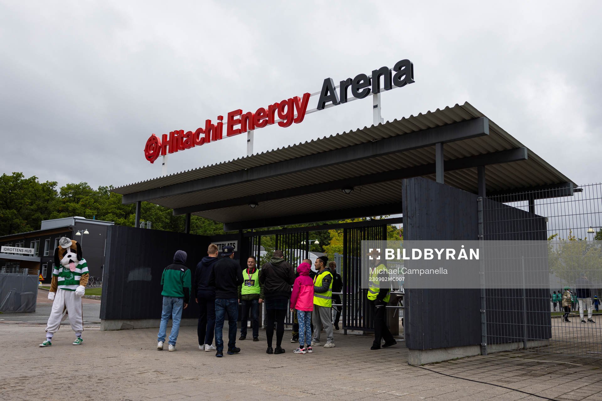 Generell vy utanför Hitachi Energy Arena innan