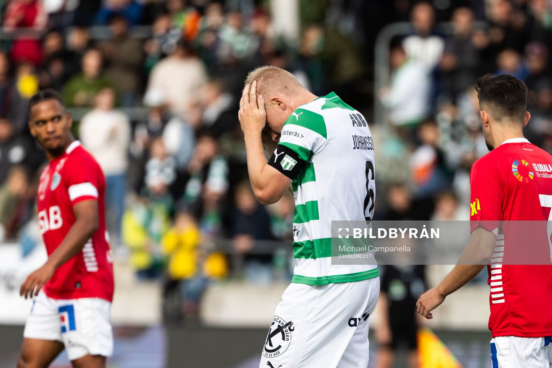 Västerås SKs Simon Johansson deppar