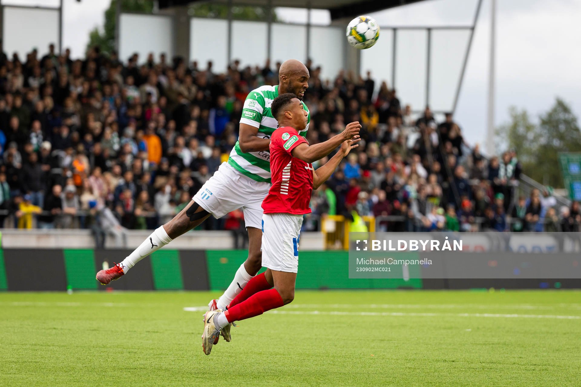 Västerås SKs Jabir Abdihakim Ali mot Brages Eirik Asante