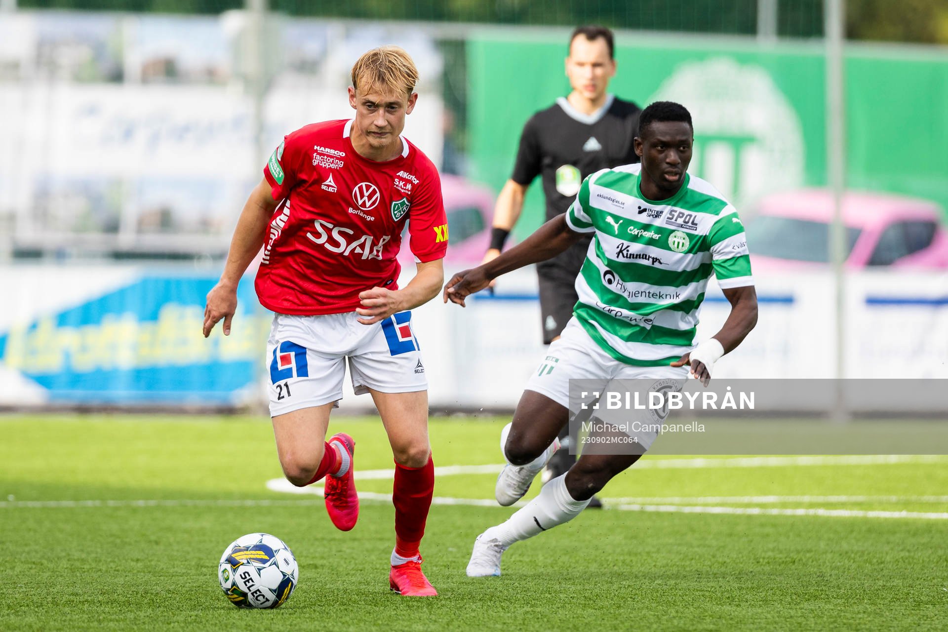 Brages Henry Sletsjøe mot Västerås SKs Ibrahim Yalatif