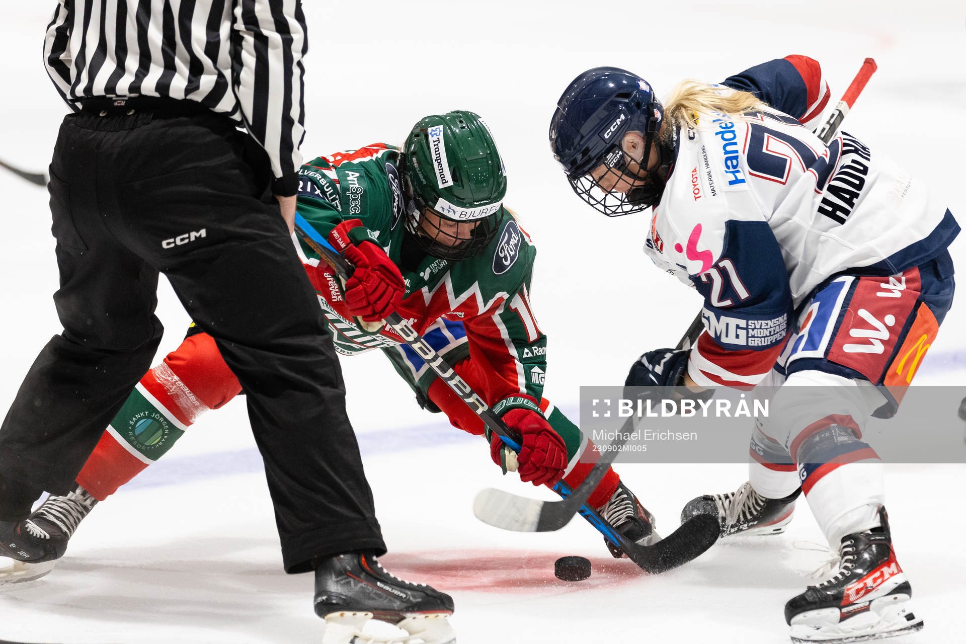 Frölundas Jennifer Carlsson tekar mot Linköpings Madelen