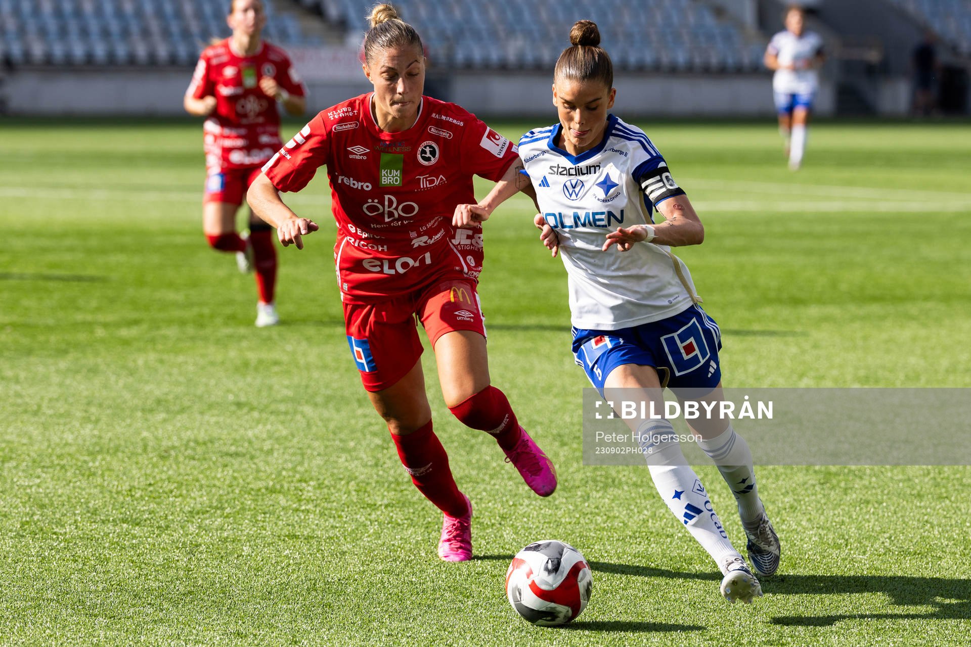Örebros Hannah Davison och IFK Norrköpings My Cato
