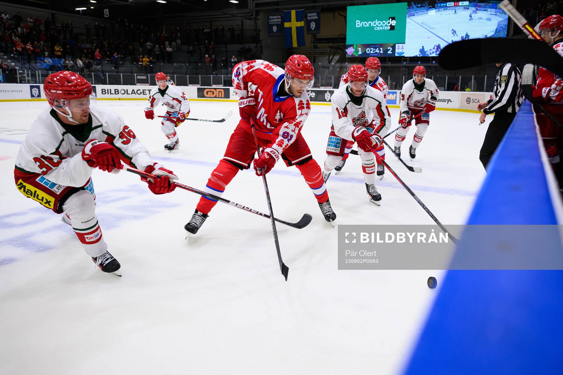 Timrås Magnus Pääjärvi och Modos Sebastian Ohlsson