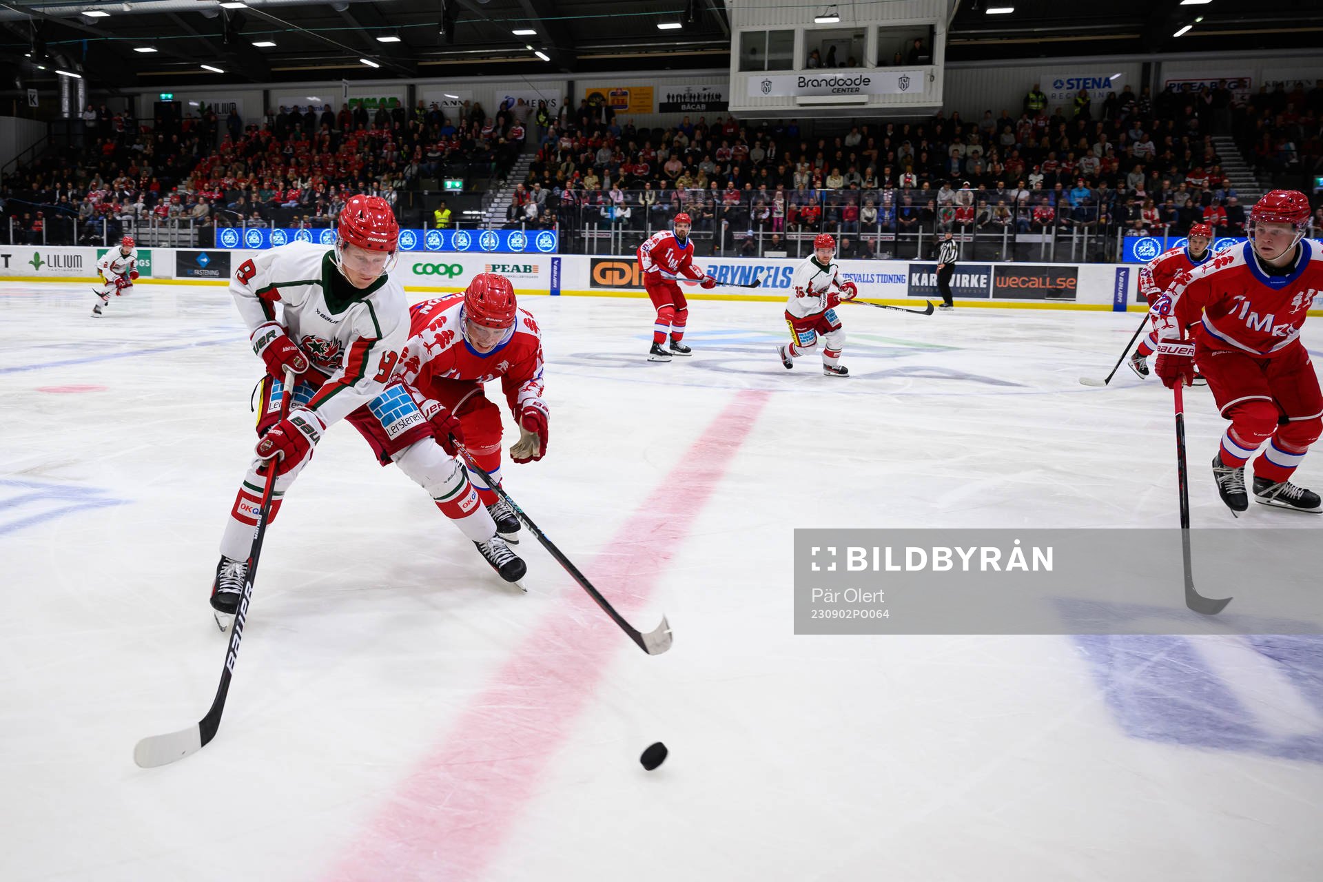 Modos Erik Jinesjö Karlsson och Timrås Oliver Johansson