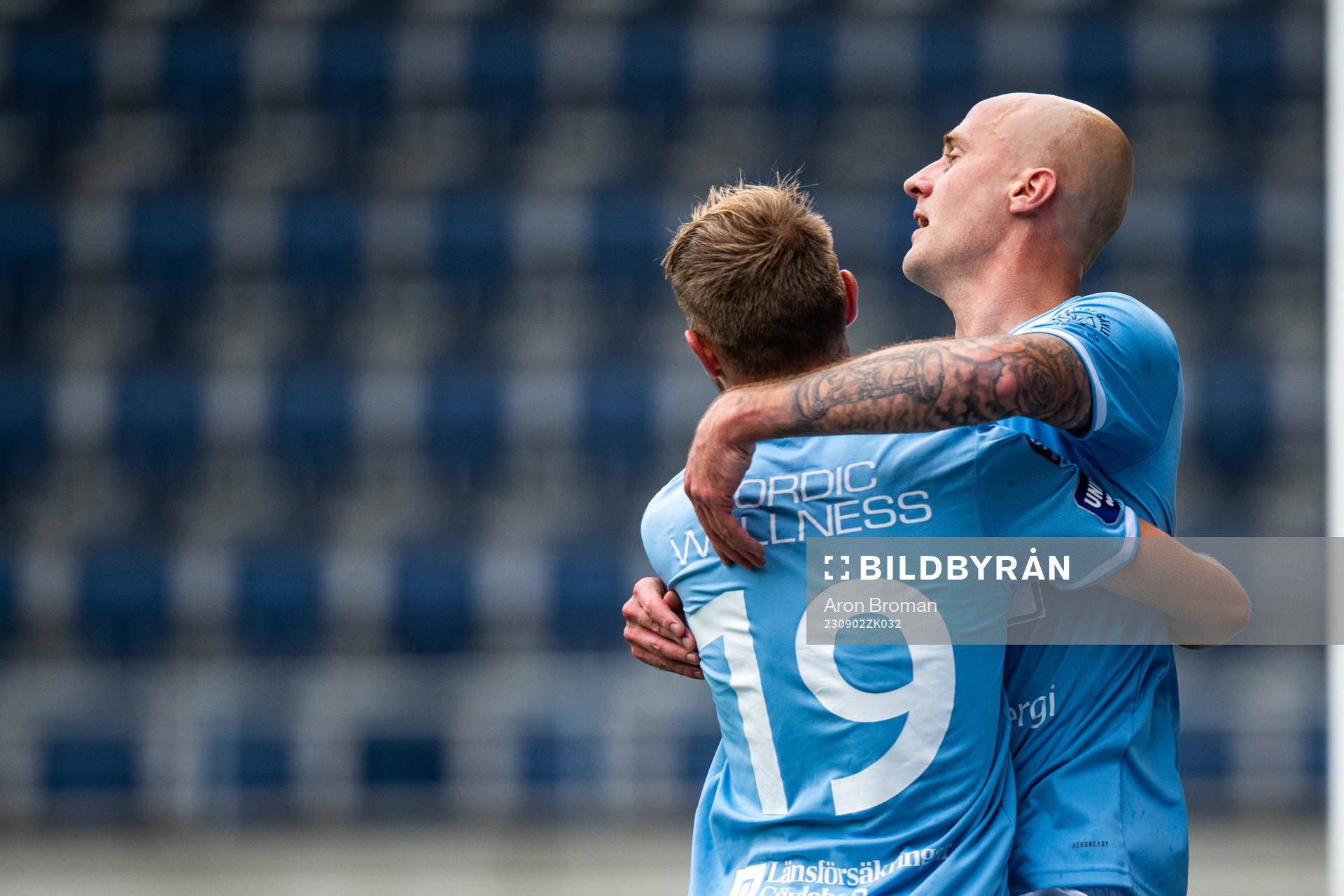 Gefles Christoffer Aspgren och Anton Lundin jublar