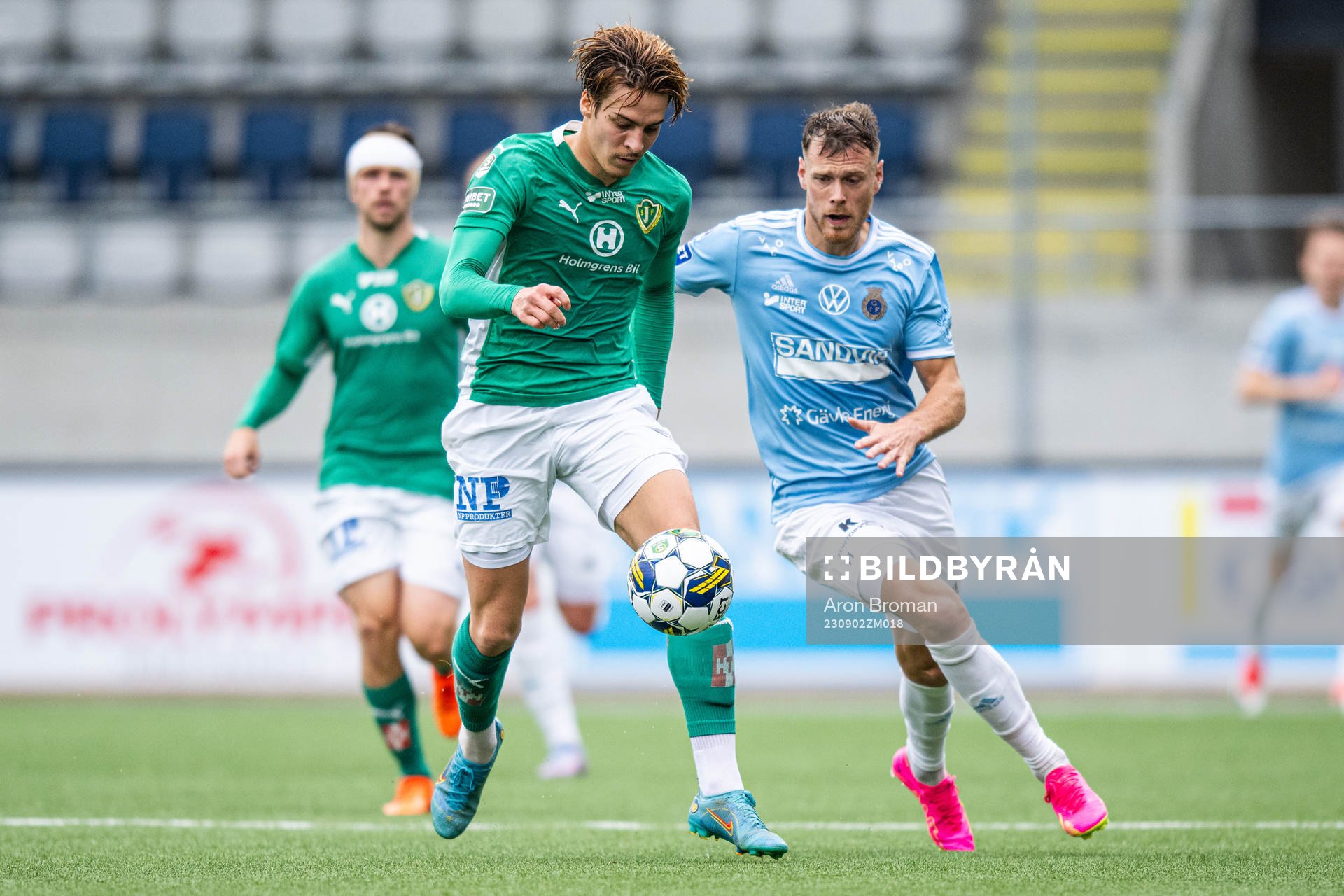 Jönköpings Södras Adam Ben Lamin och Gefles Leo Englund