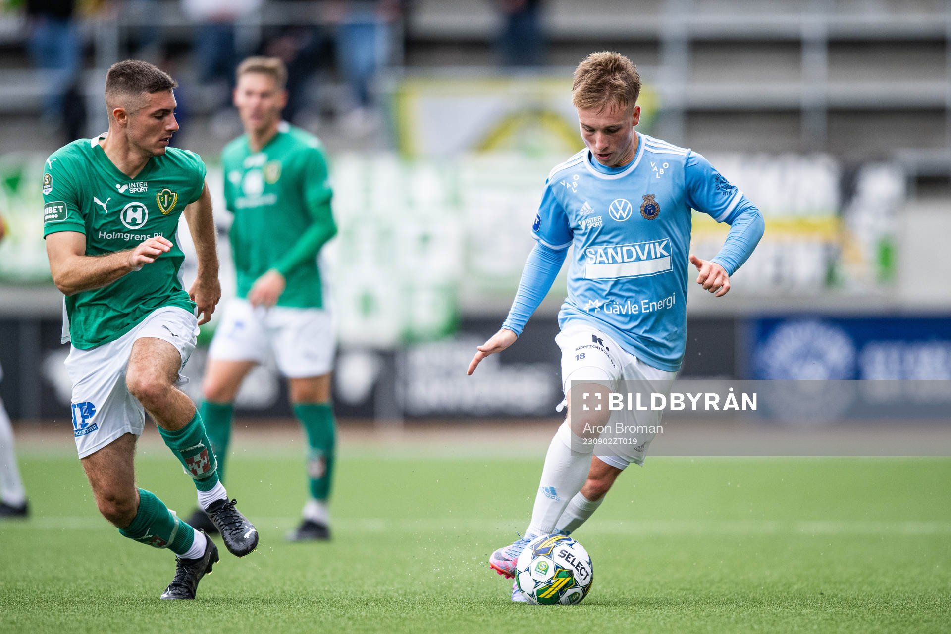 Jönköpings Södras Marko Nikolic och Gefles Constantino