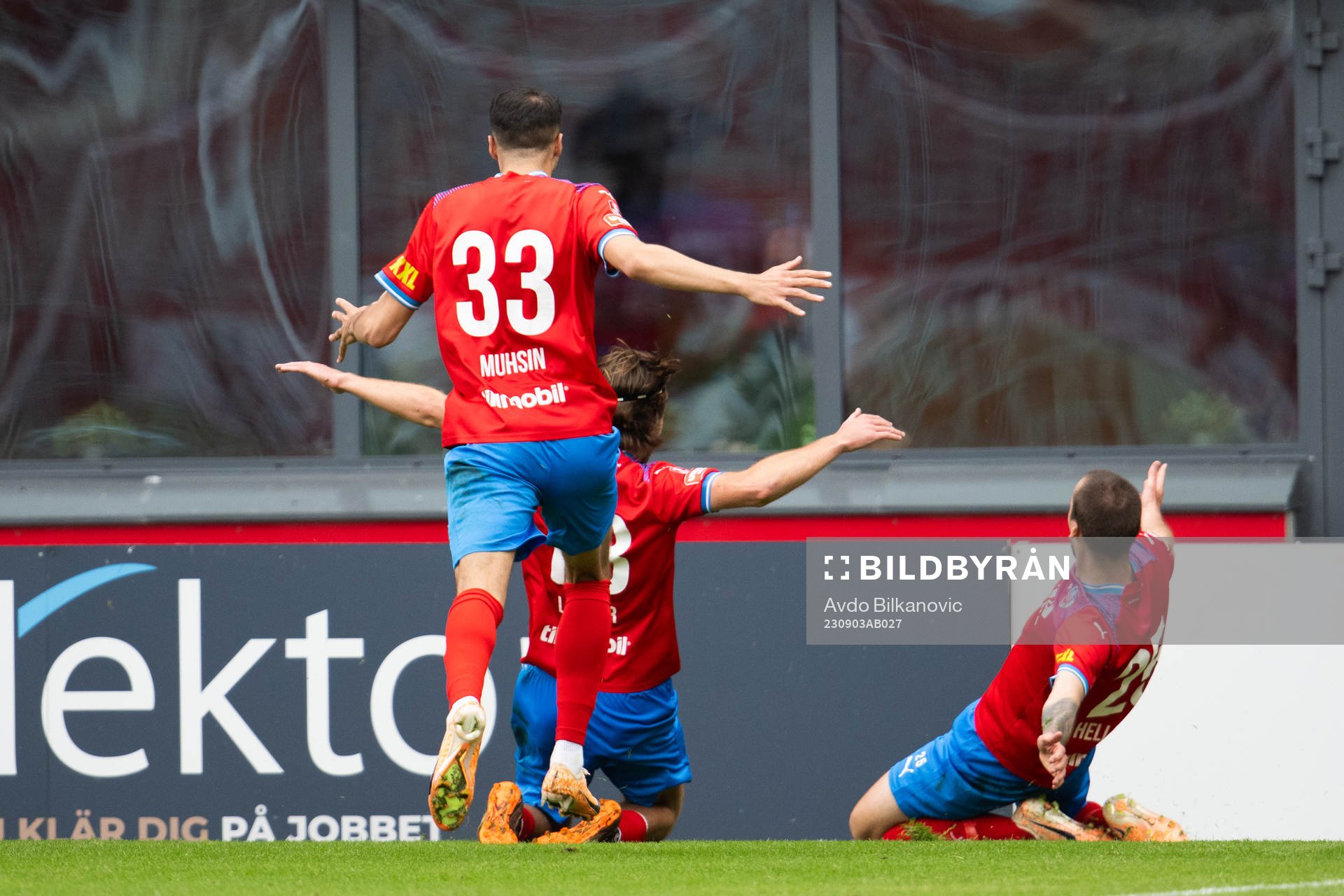 Helsingborgs Adam Hellborg +jublar