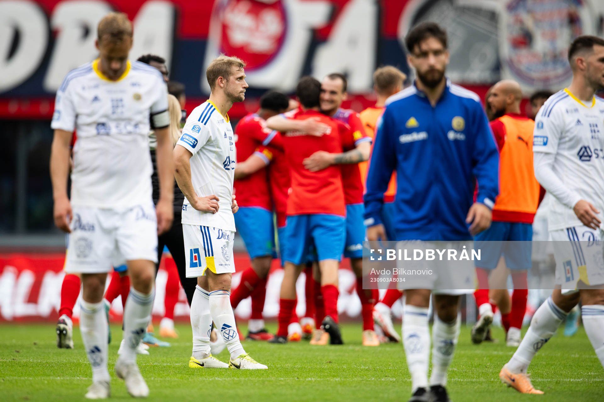 GIF Sundsvalls spelare deppar medan Helsingborgs jublar i