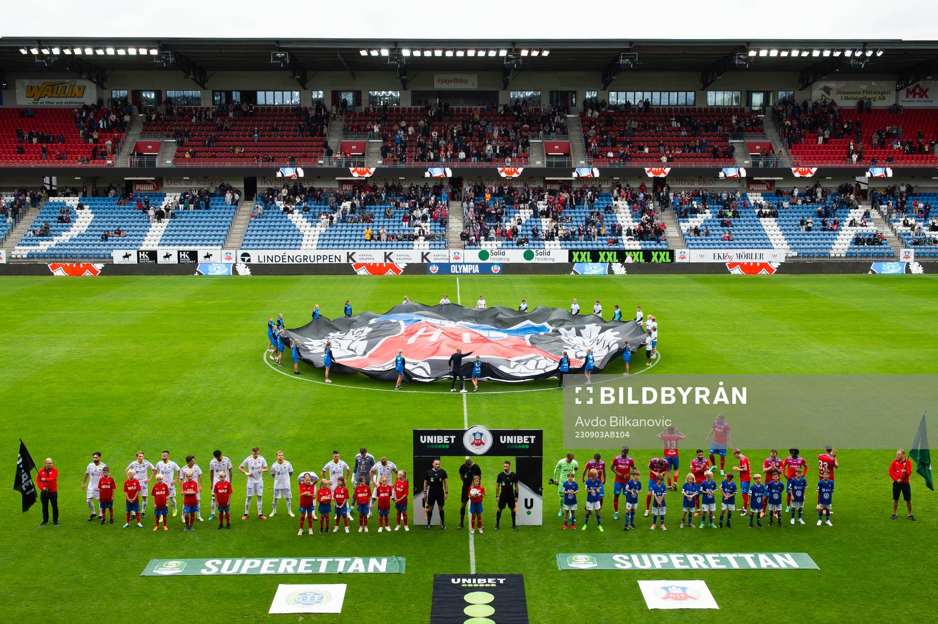 Helsingborgs och GIF Sundsvalls spelare