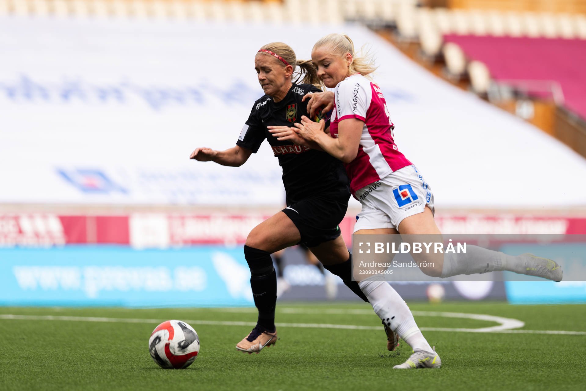 IK Uppsalas Klara Folkesson och Brommapojkarnas Elsa