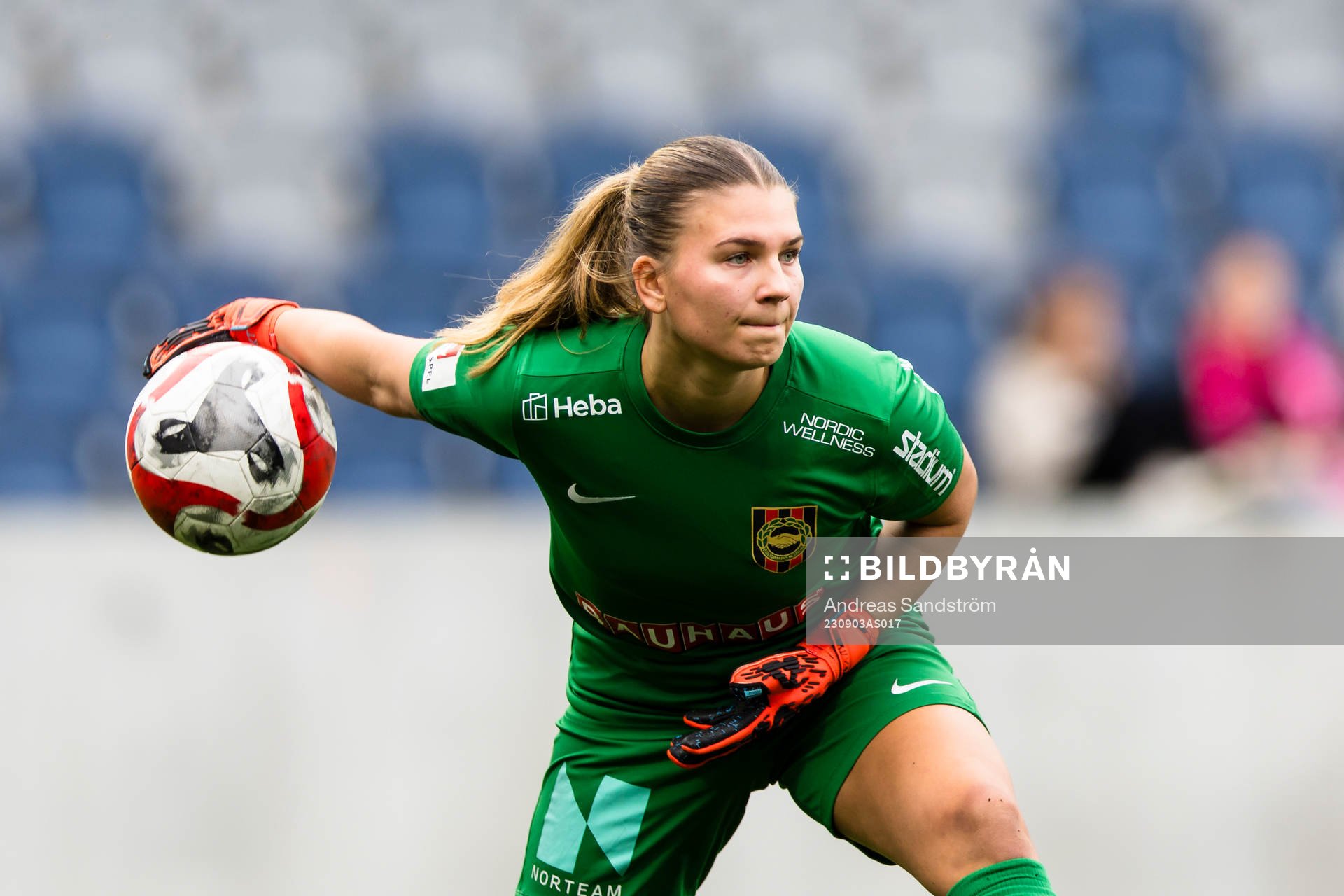 Brommapojkarnas målvakt Anna Aurora Koivunen