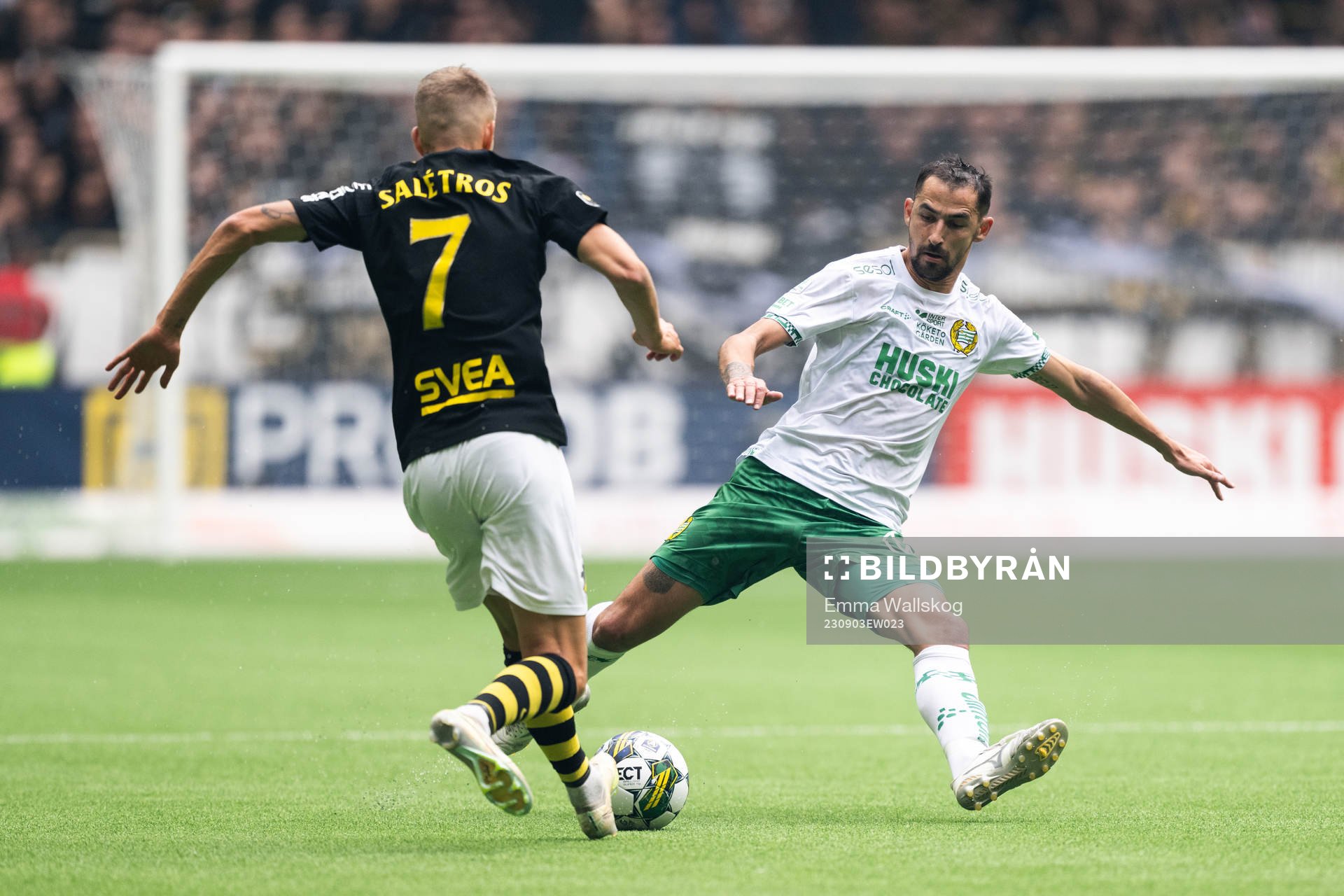 AIKs Anton Salétros och Hammarbys Loret Sadiku