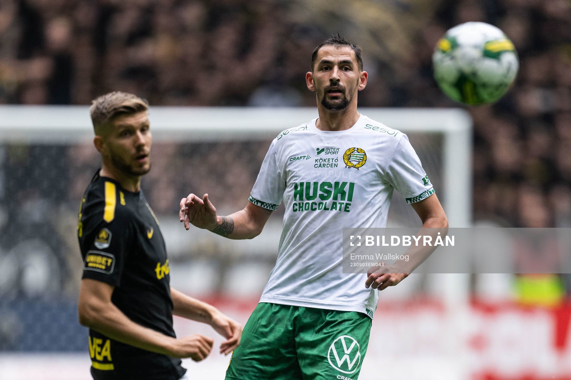 AIKs Anton Salétros och Hammarbys Loret Sadiku