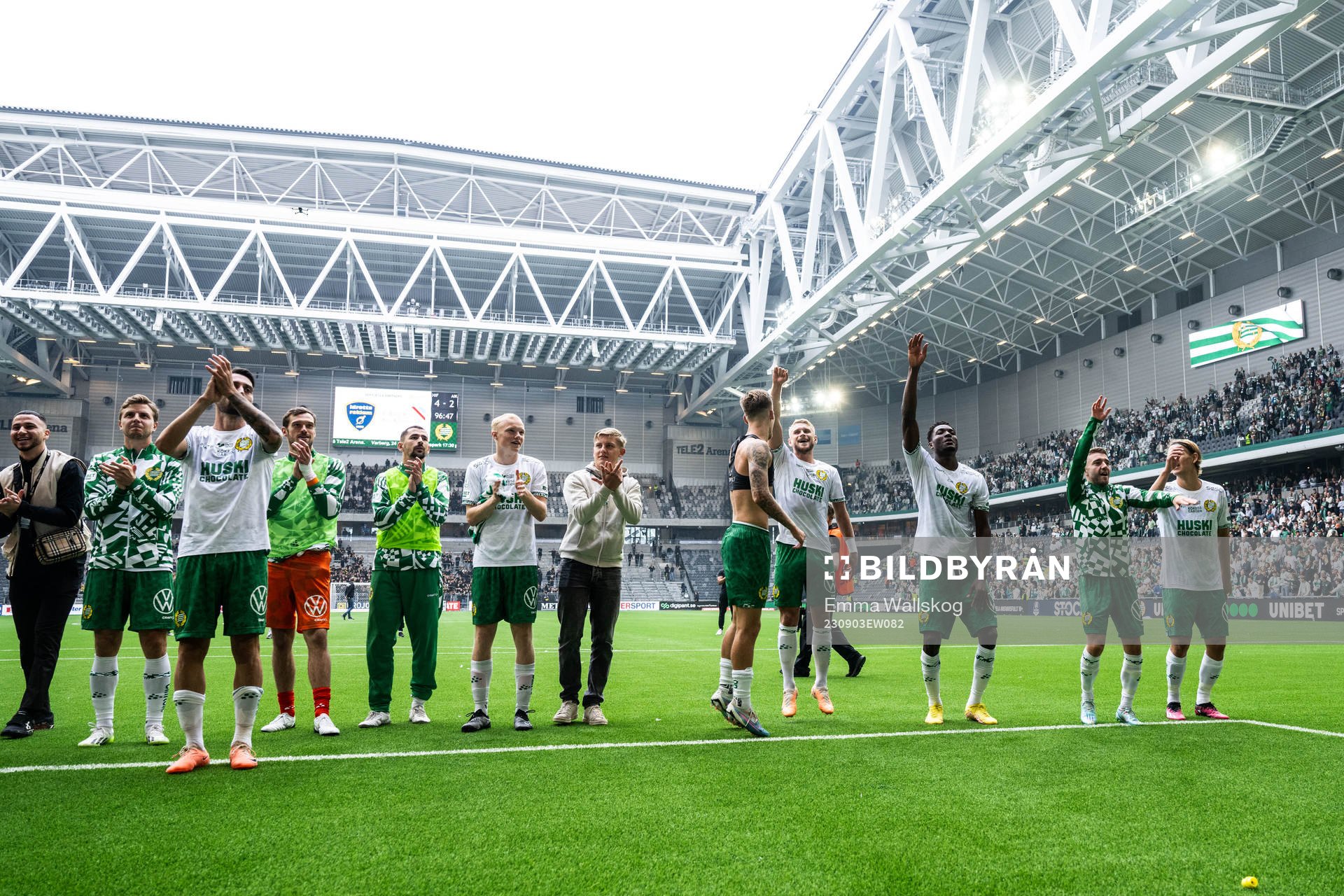 Hammarbys spelare jublar