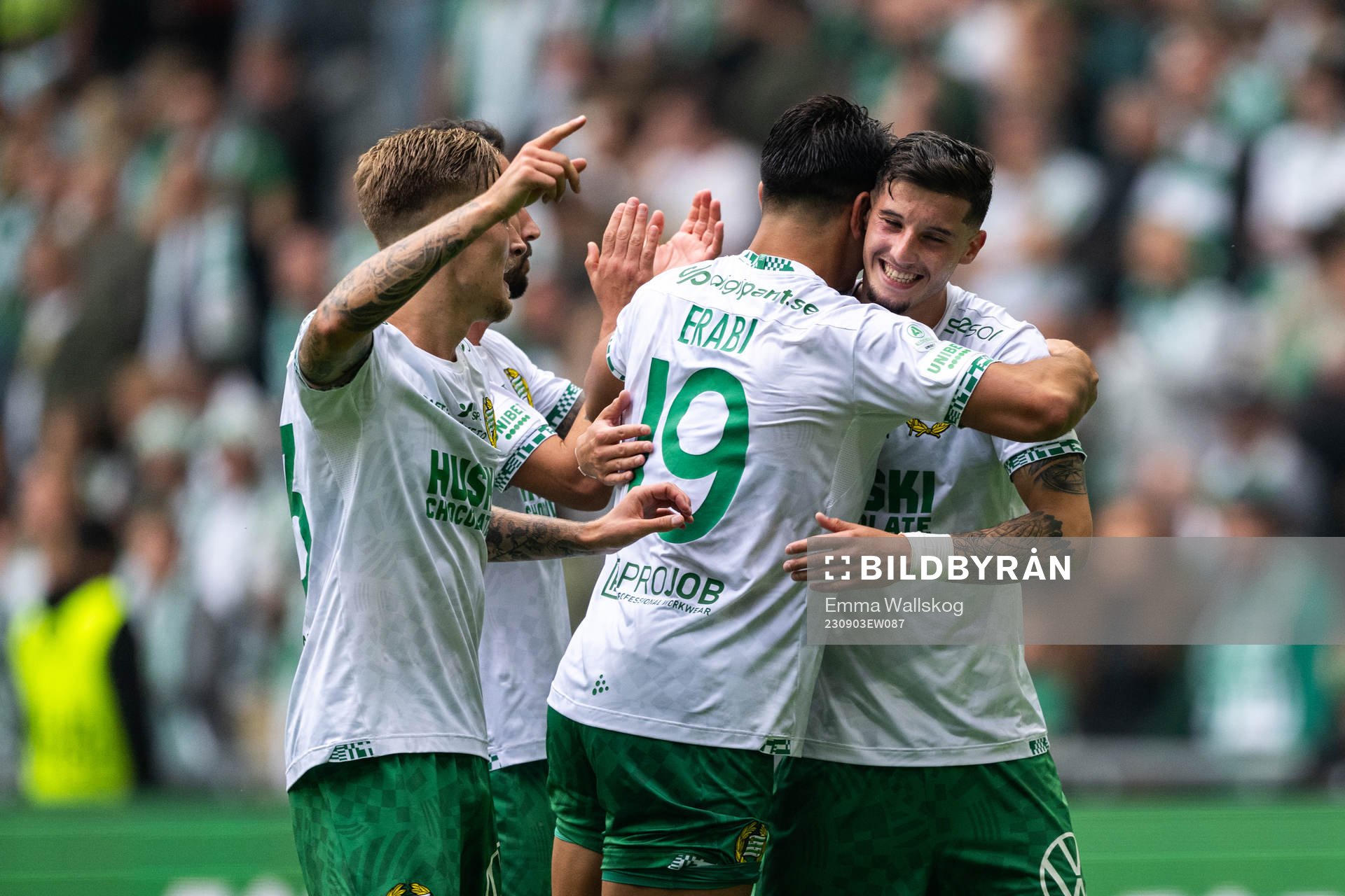 Hammarbys Jusef Erabi och Viktor Djukanovic jublar efter fotbollsmatchen i Allsvenskan mellan Hammarby och AIK den 3 september 2023 i Stockholm.
