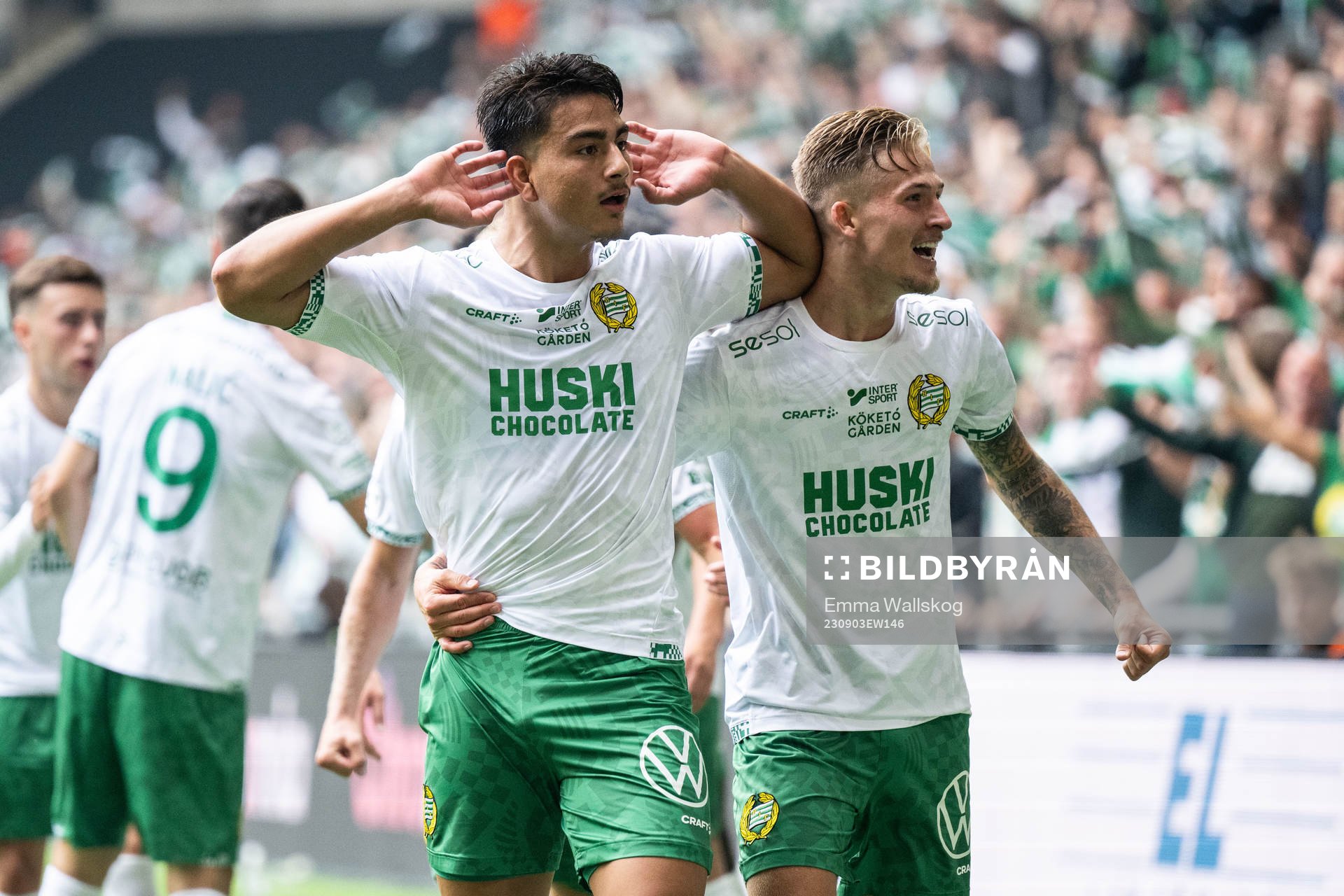 Hammarbys Jusef Erabi jublar med Fredrik Hammar