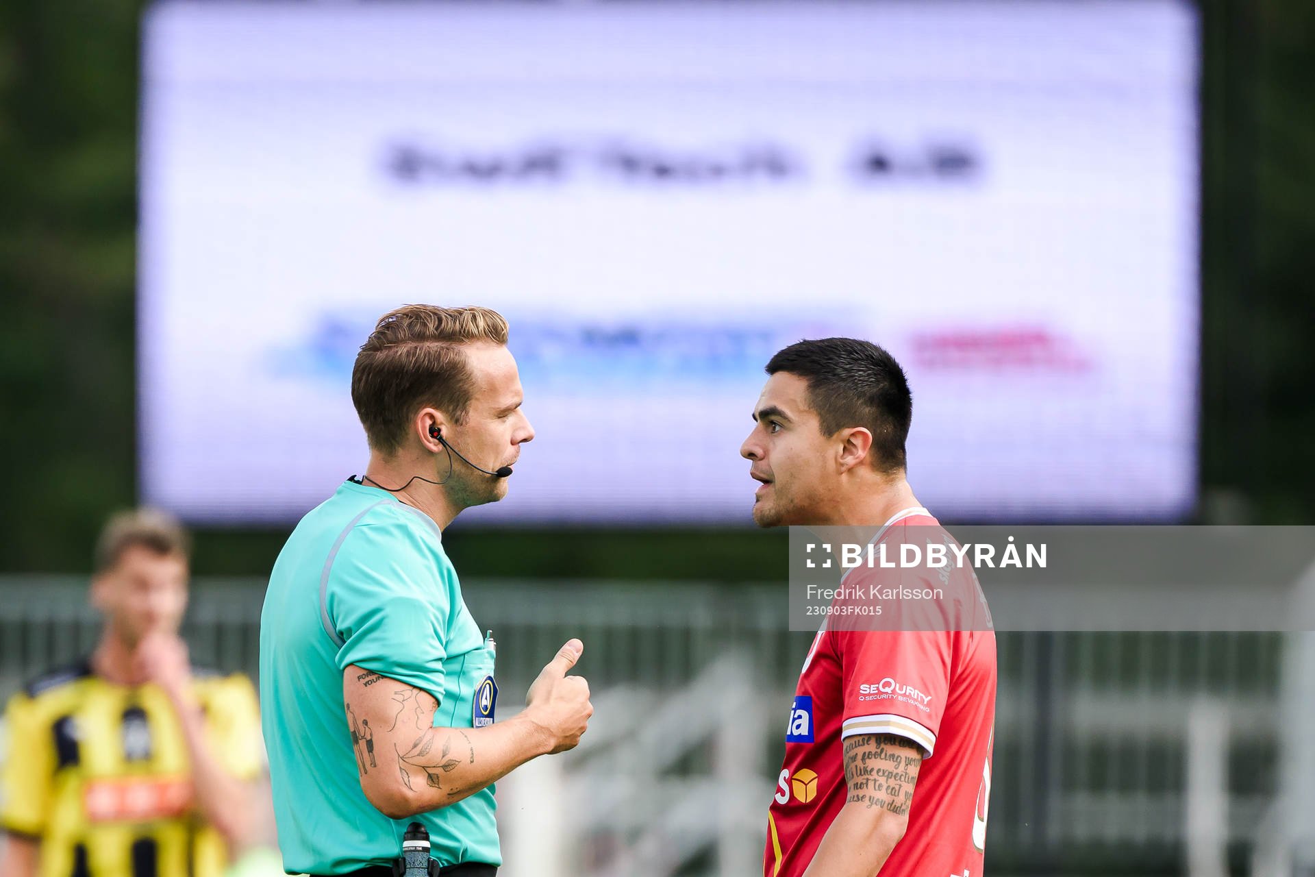 Domare Kristoffer Karlsson och Degerfors Diego De Jesus