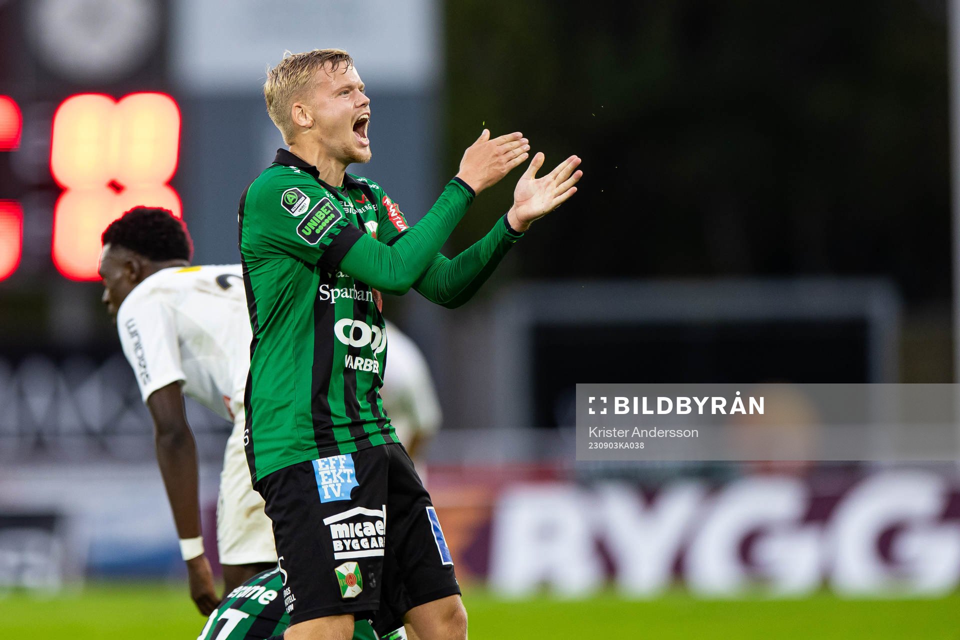 Varbergs Leo Frigell Jansson jublar