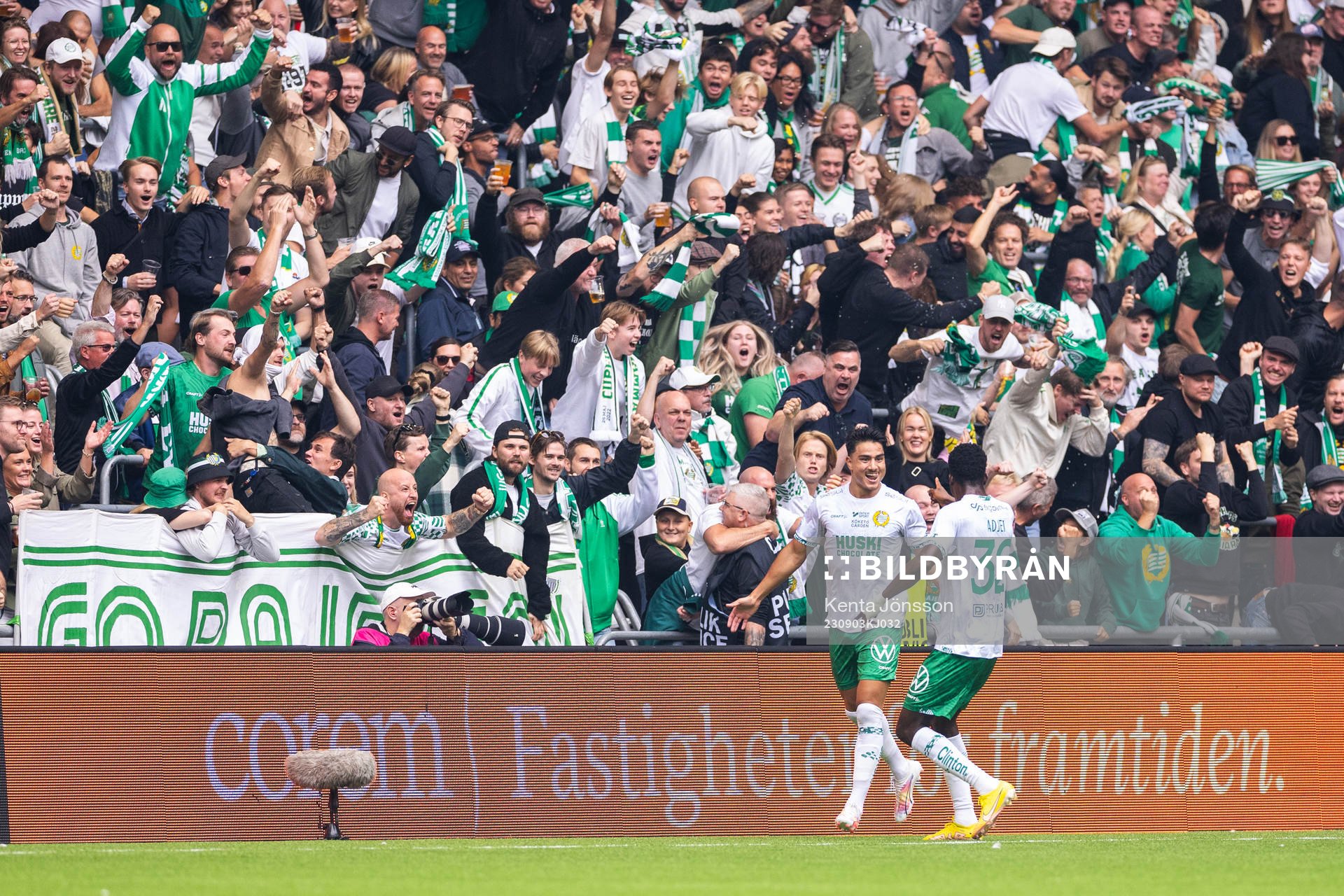 Hammarbys Jusef Erabi jublar