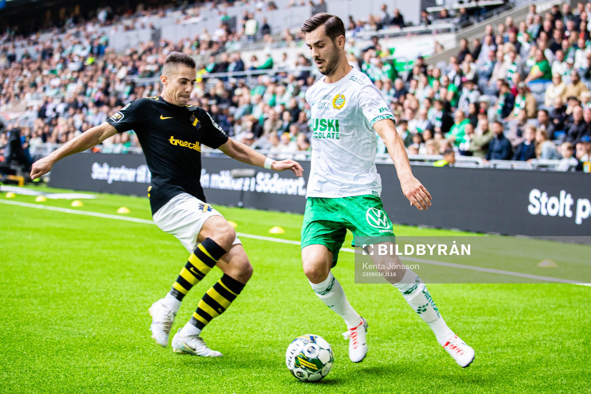 s Dino Besirovic och Hammarbys Adi Nalic