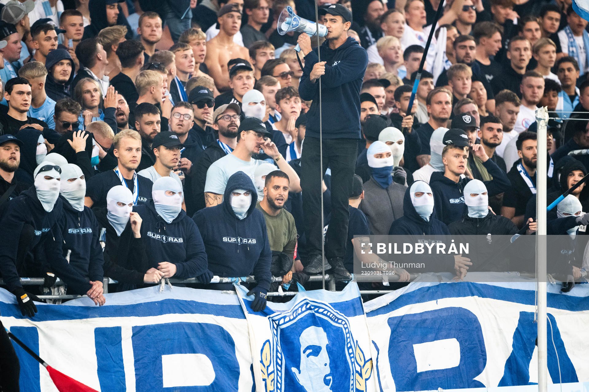 Maskerade supportrar