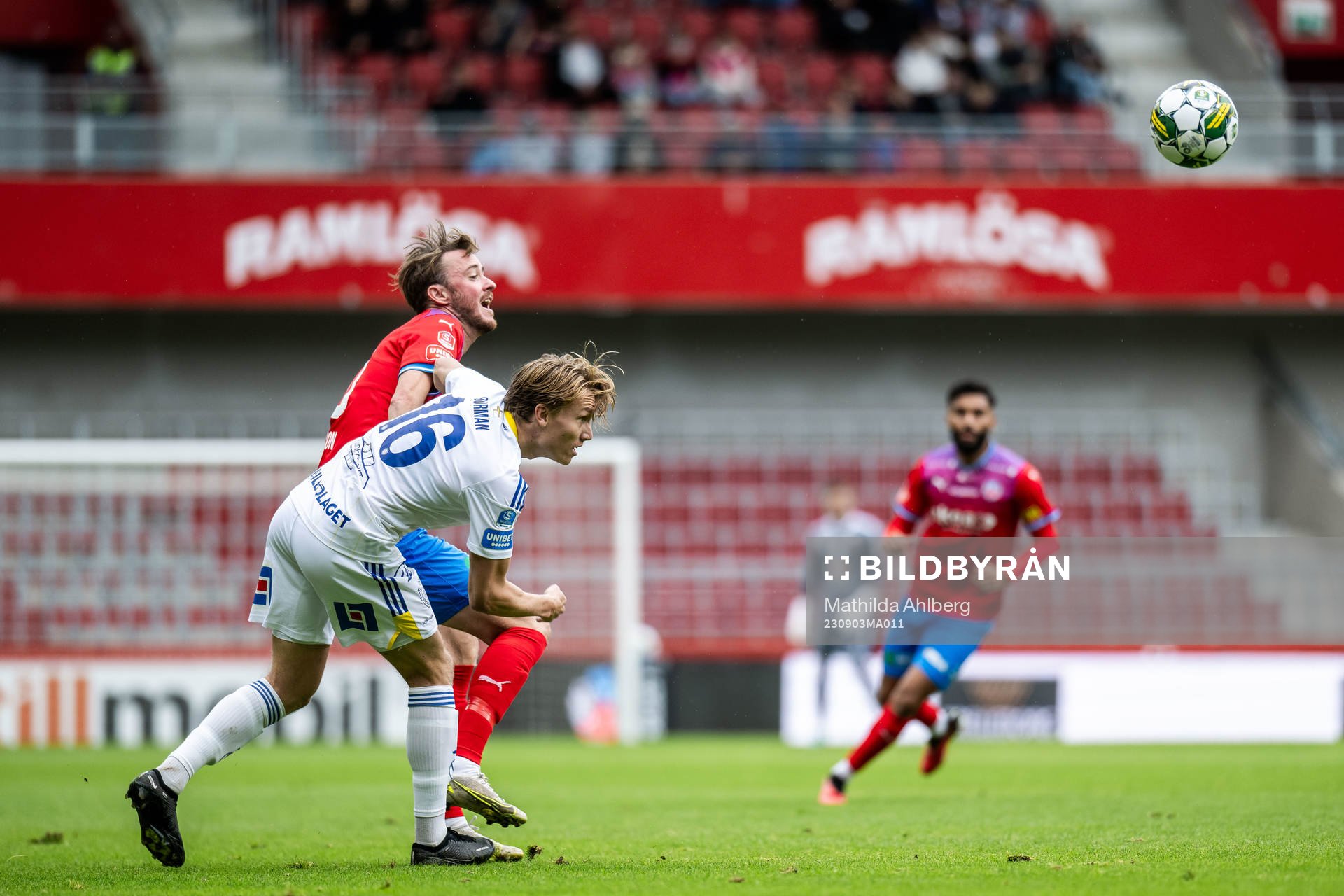 Helsingborgs Rasmus Jönsson och GIF Sundsvalls Marcus