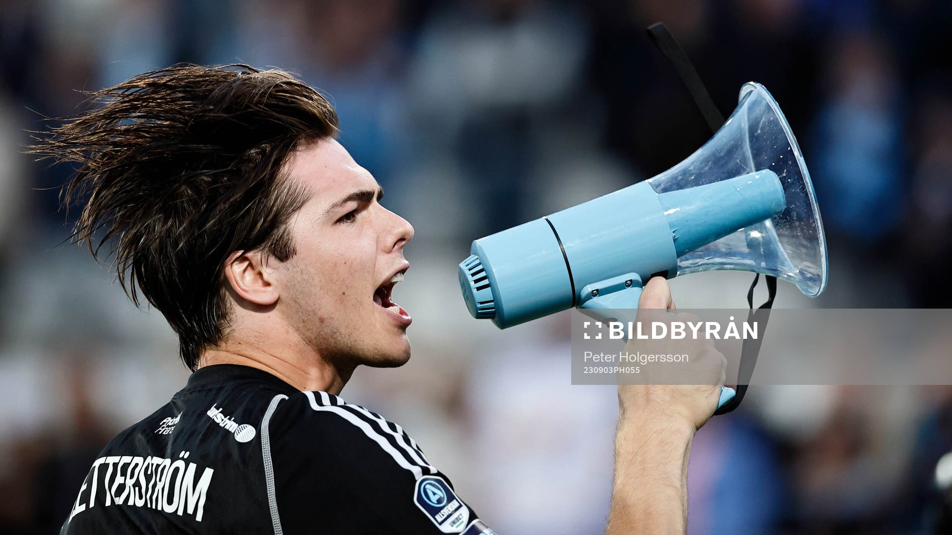 Djurgårdens målvakt Jacob Widell Zetterström jublar