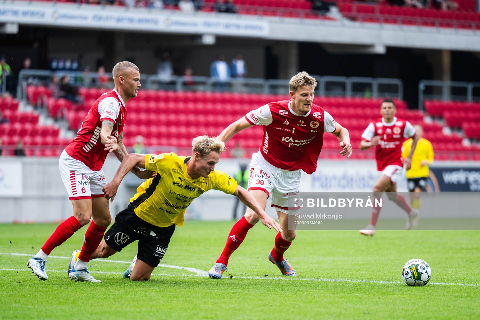 Kalmars Rasmus Sjöstedt och Lars Saetra mot Mjällbys Max