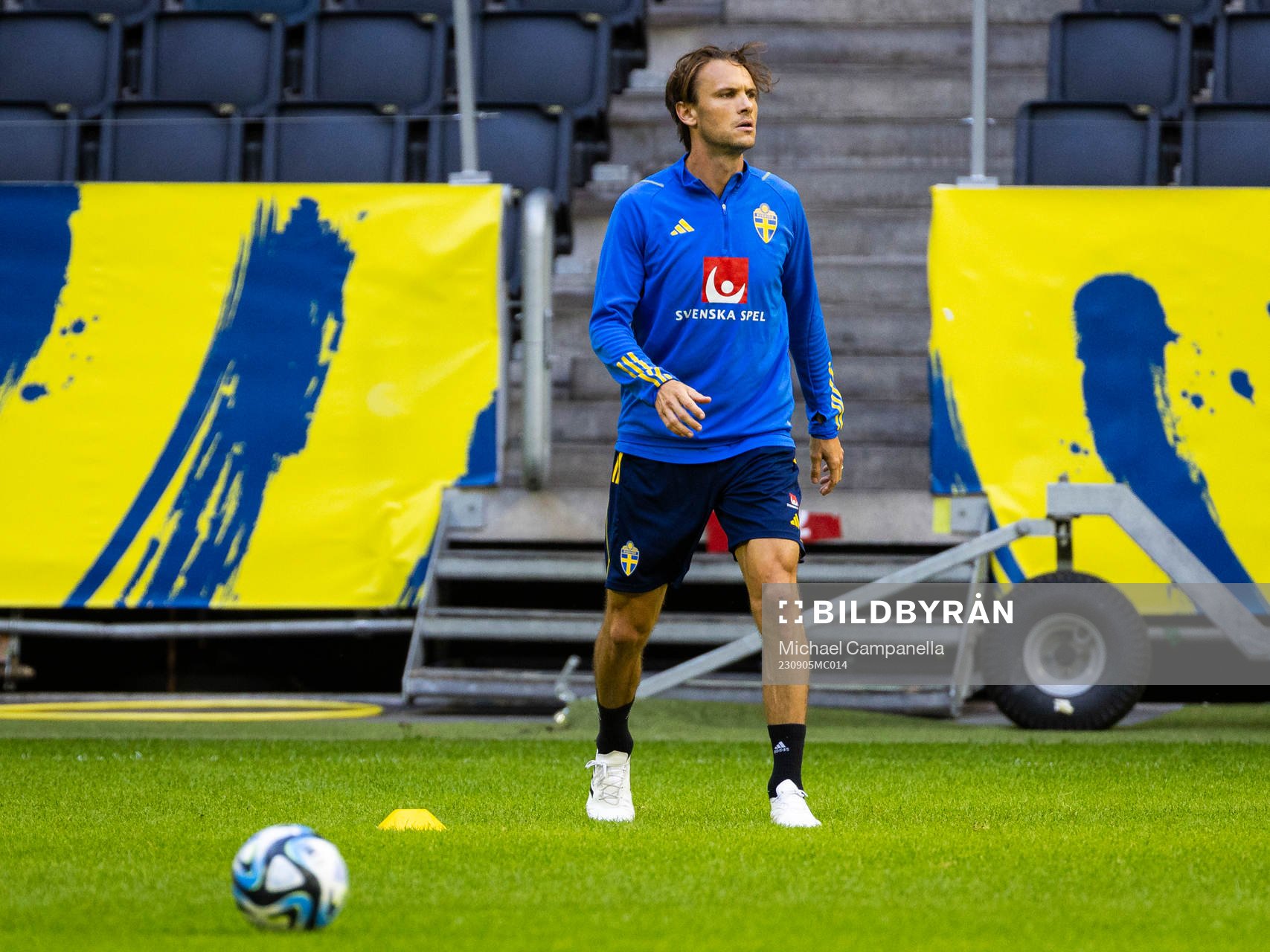 Albin Ekdal of Sweden