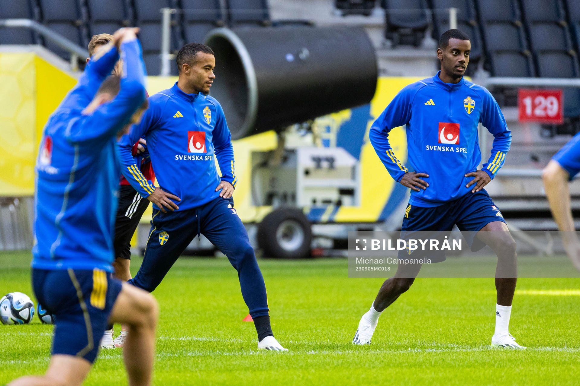 Robin Quaison and Alexander Isak of Sweden