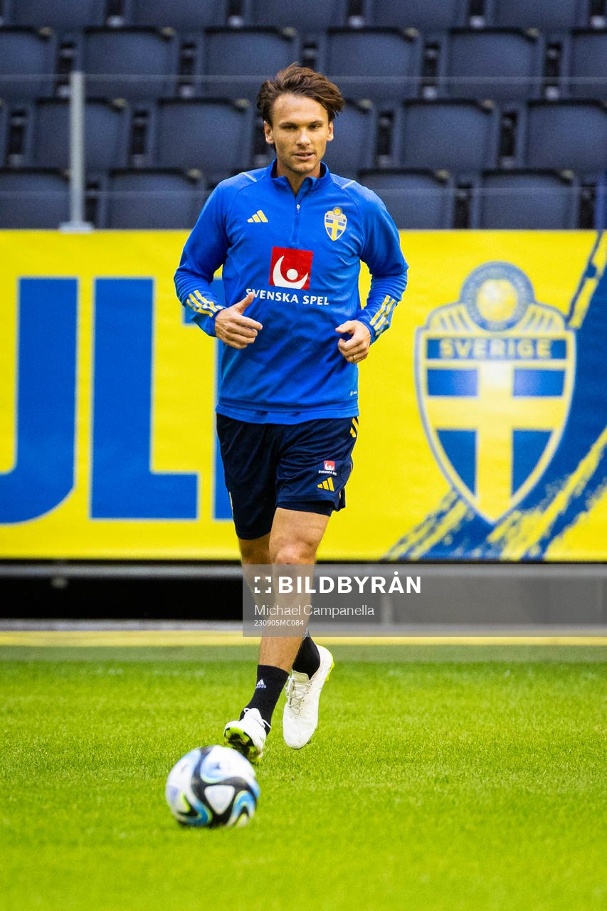 Albin Ekdal of Sweden