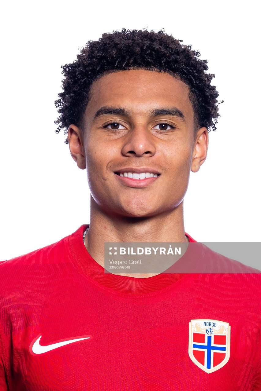 Antonio Nusa of the Norwegian national football team poses