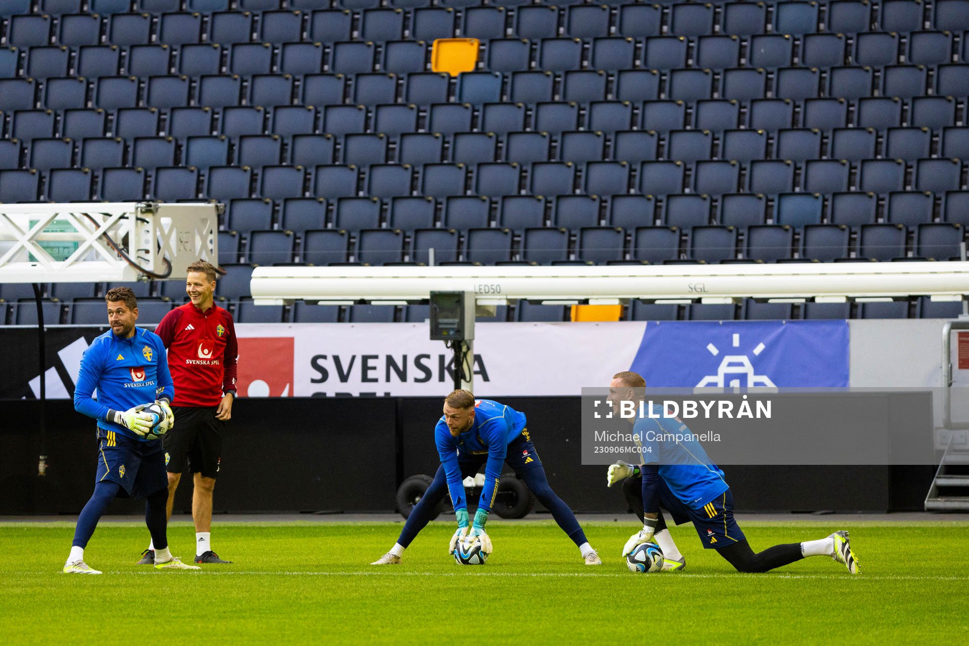 Kristoffer Nordfeldt, Robin Olsen, and Viktor Johansson of