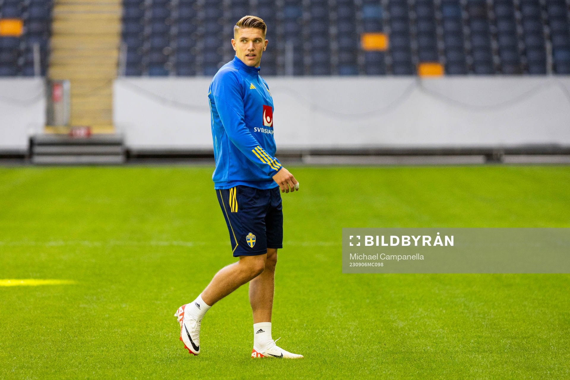 Viktor Gyökeres of Sweden