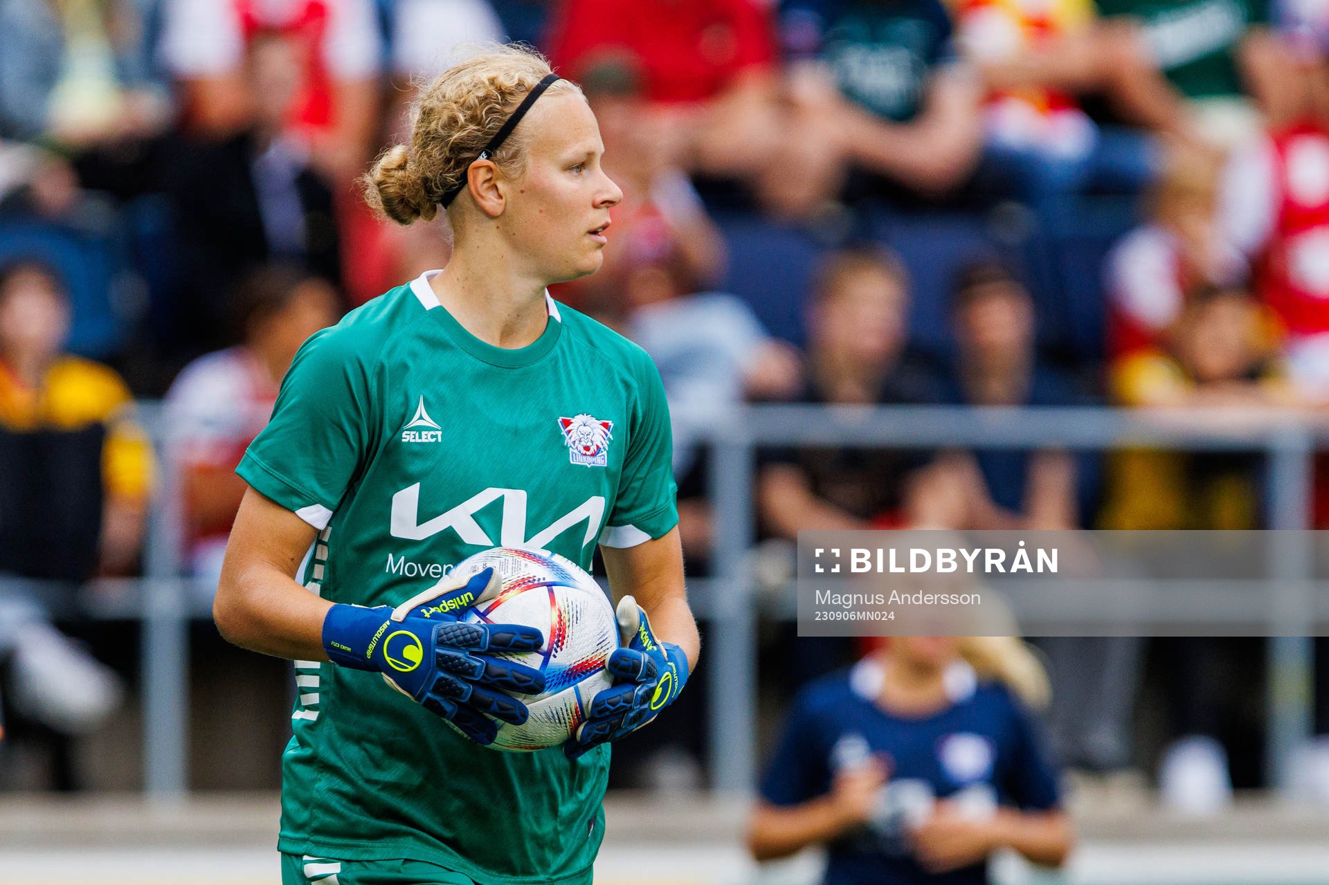 Goalkeeper Cajsa Andersson of Linköping