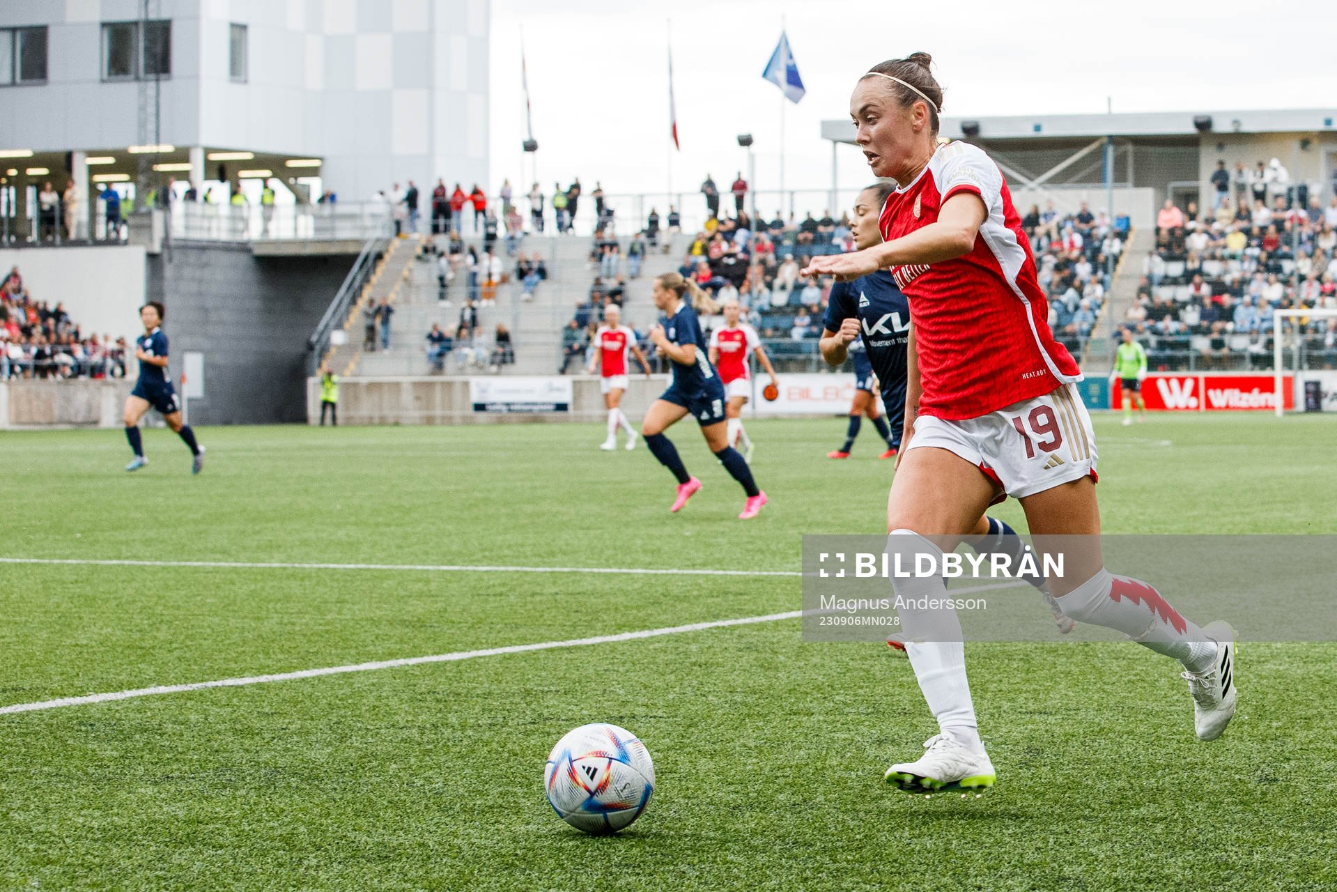 Arsenals Caitlin Foord during the UEFA Women’s Champions League round 1 semifinal match between Linköping and Arsenal on September 6, 2023 in Linköping.