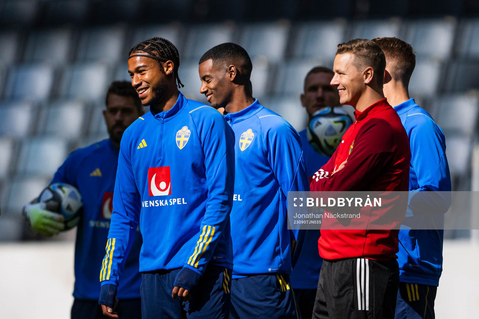 Jens Cajuste and Alexander Isak of the Swedish national