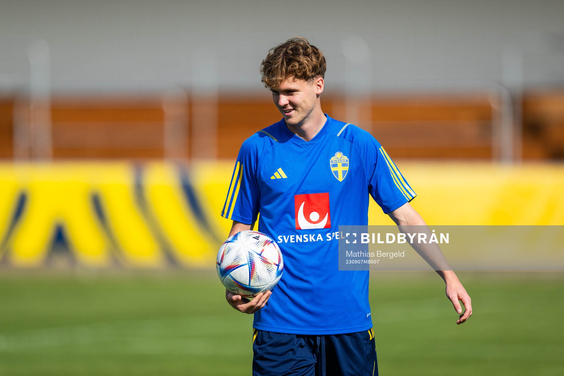 Williot Swedberg of the Swedish under-21 national football