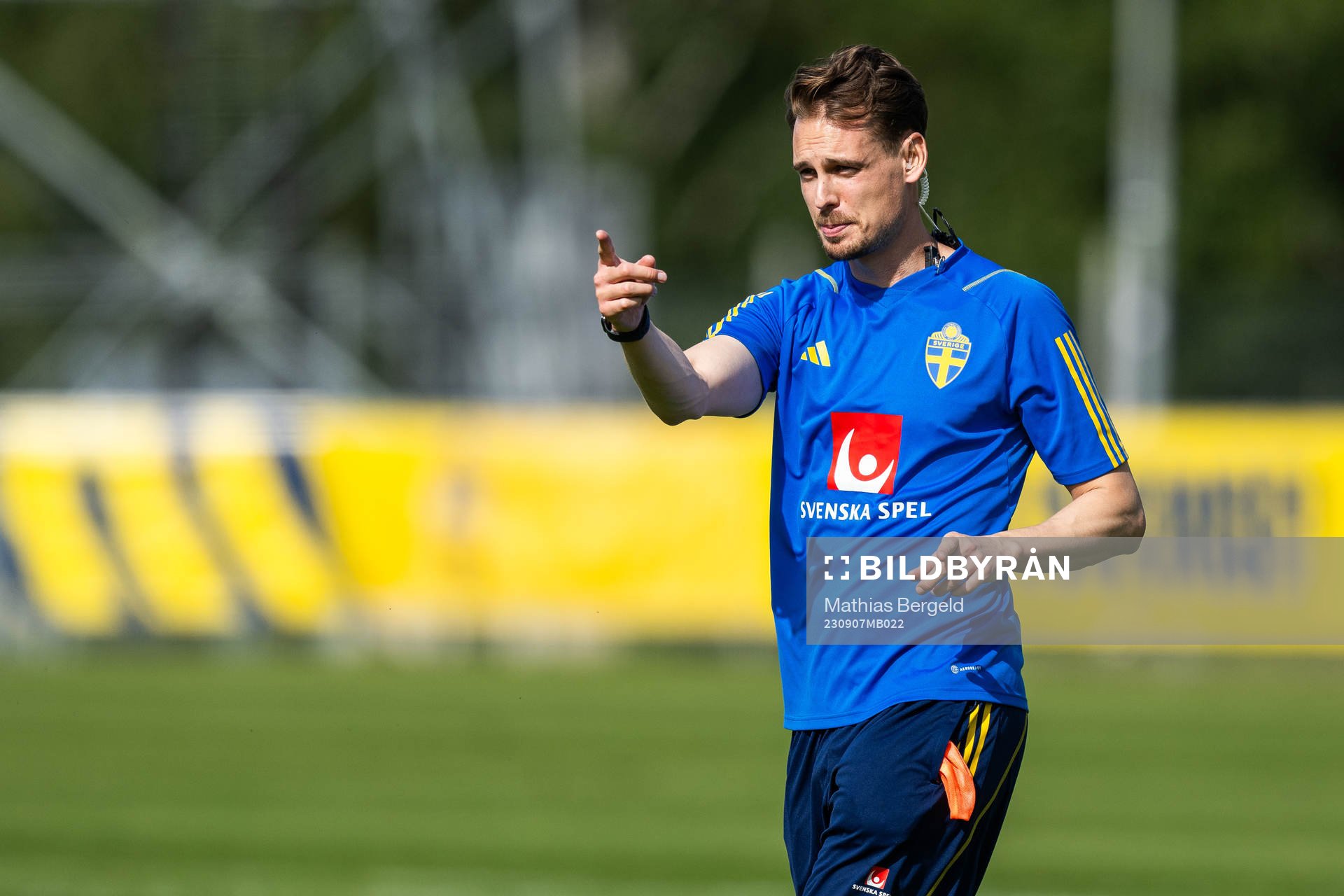 Head coach Daniel Bäckström of the Swedish under-21