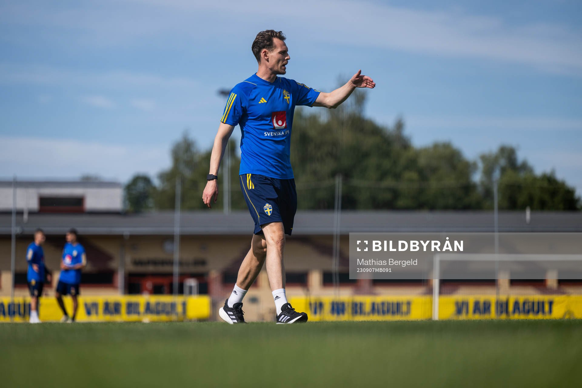 Head Coach Daniel Bäckström of the Swedish under-21