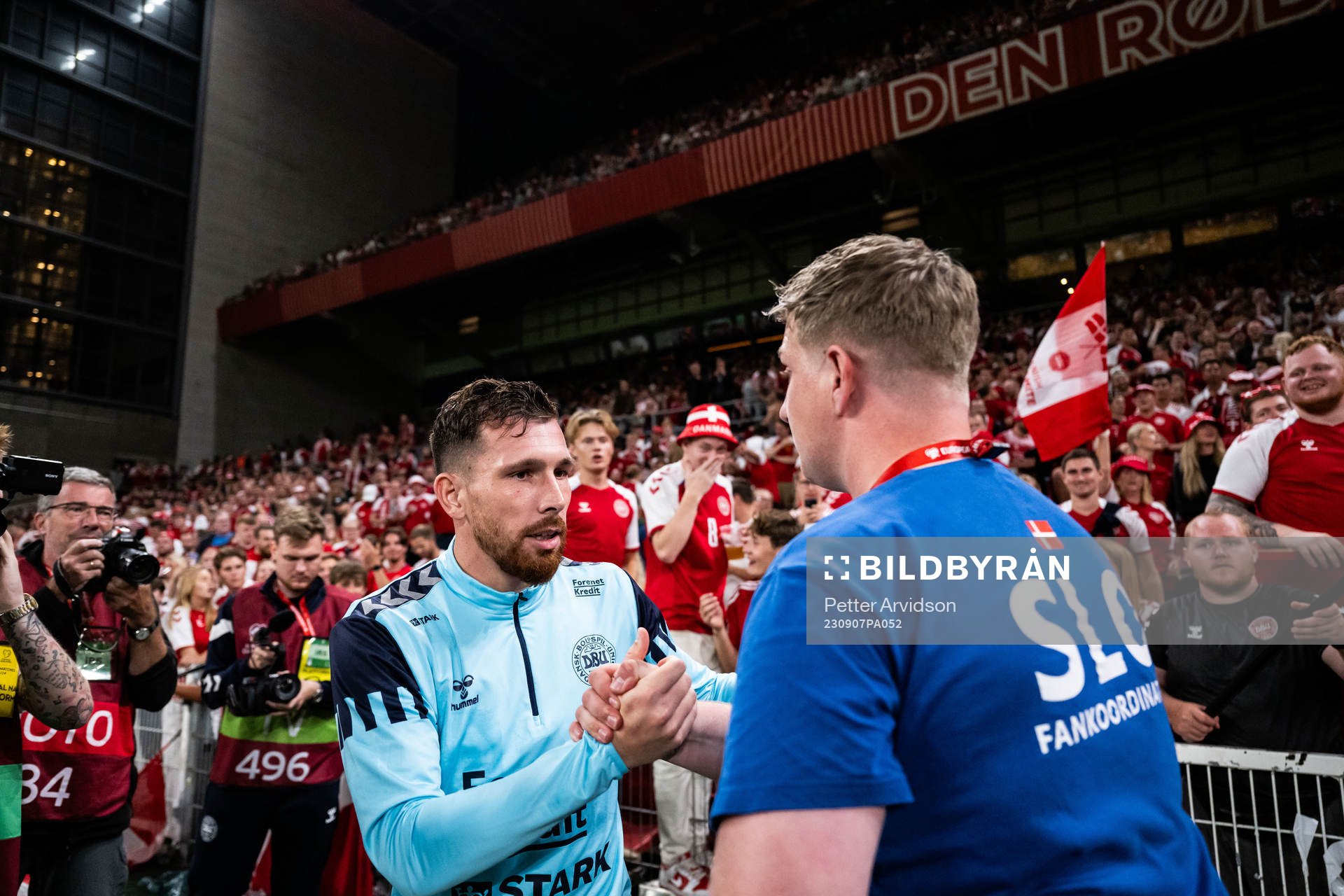 Pierre-Emile Højbjerg of Denmark celebrates with fans