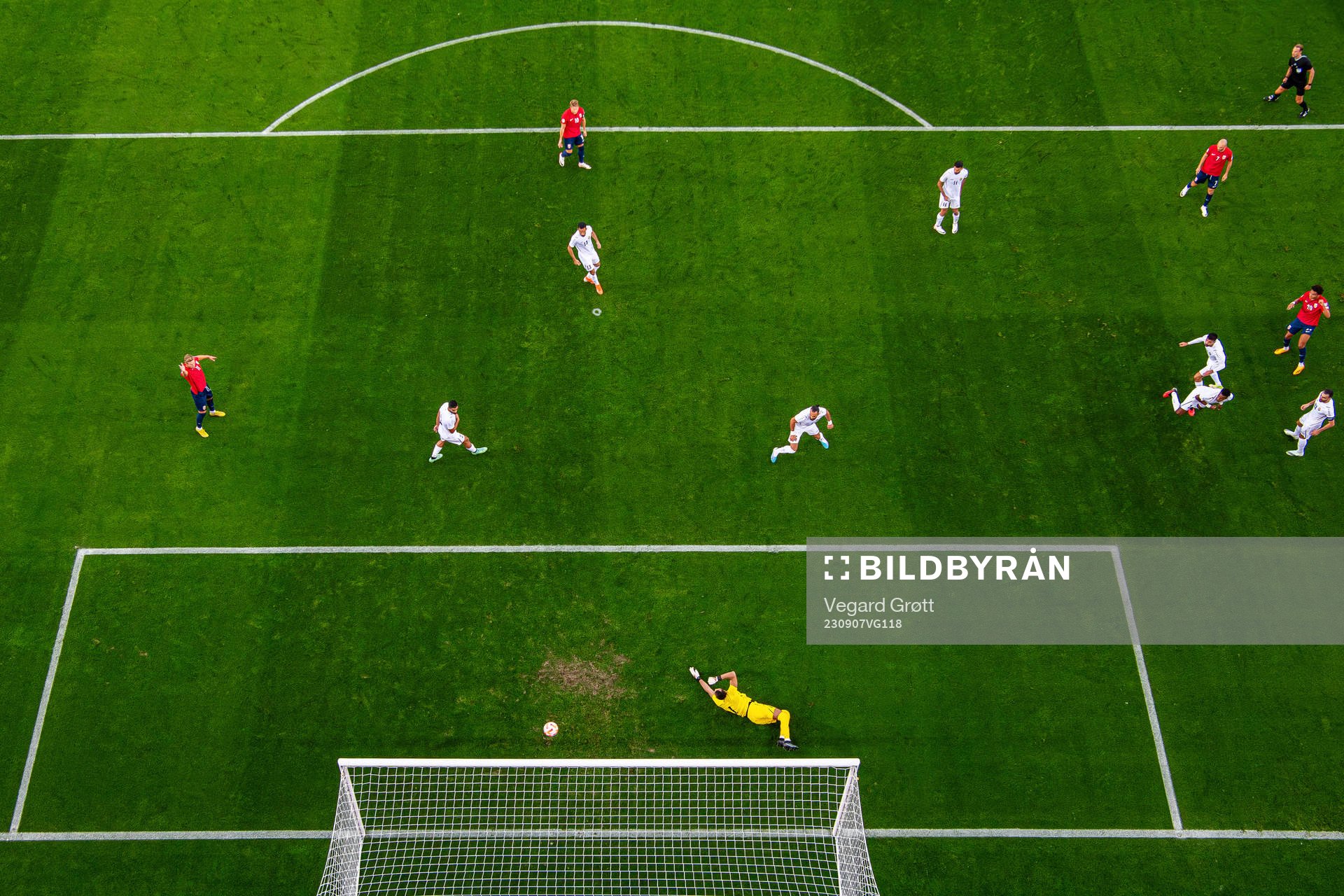 Antonio Nusa of Norway scores the 1-0 goal behind