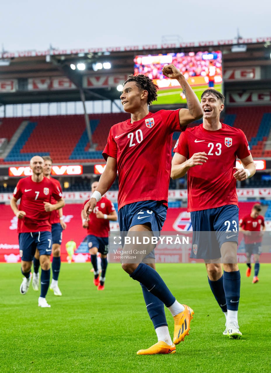 Antonio Nusa of Norway celebrates