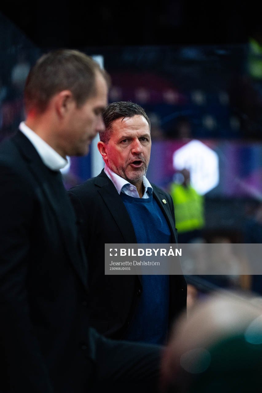 Assistant coach Thomas Rhodin of Färjestad