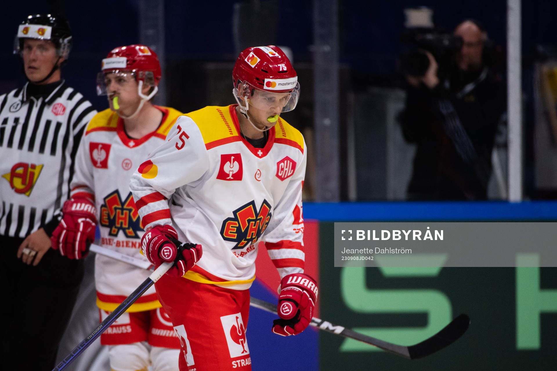Alexander Iakovenko of EHC Biel-Bienne  looks