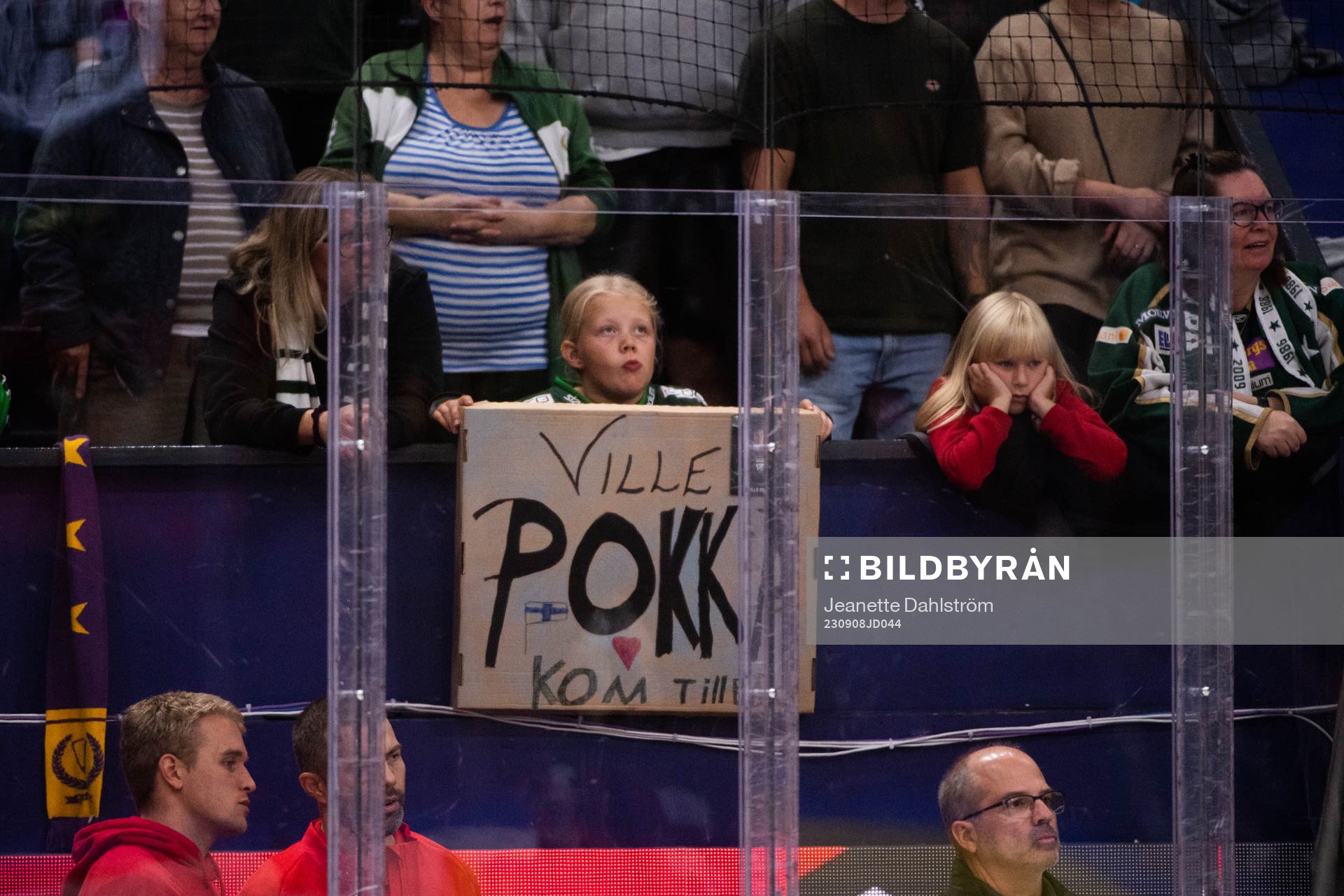 Supporters of of Färjestad
