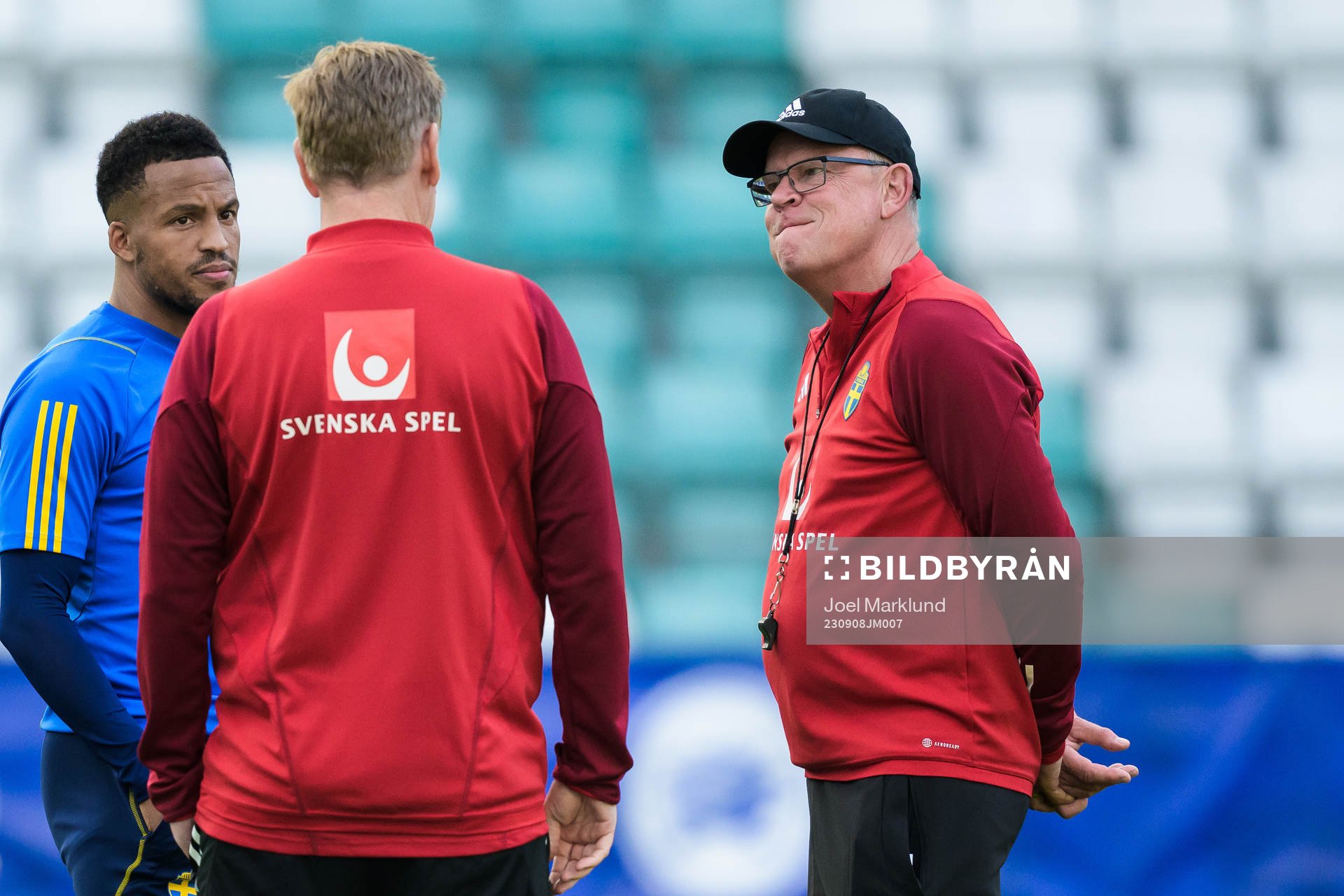 Martin Olsson, assistant coach Peter Wettergren and head