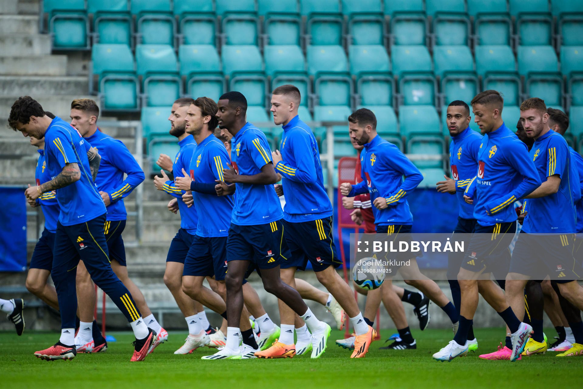 Victor Nilsson Lindelöf, Albin Ekdal, Alexander Isak, Emil